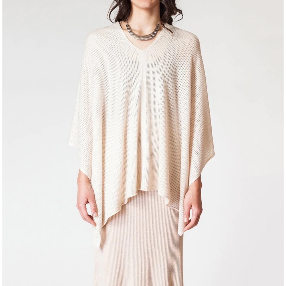 Kerisma Women's Domino Poncho in Ecru One Size